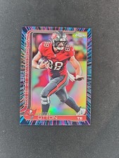 Cade Otton 2025 Topps Chrome Neon Pulse Refractor Buccaneers