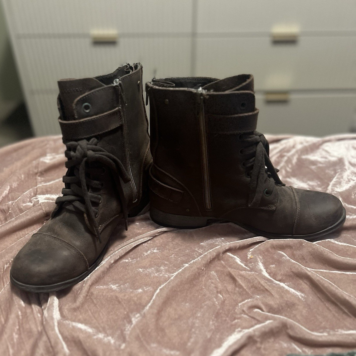 Women’s Brown Faux Leather Combat Ankle Boots US 9 Round Toe Zip Accents