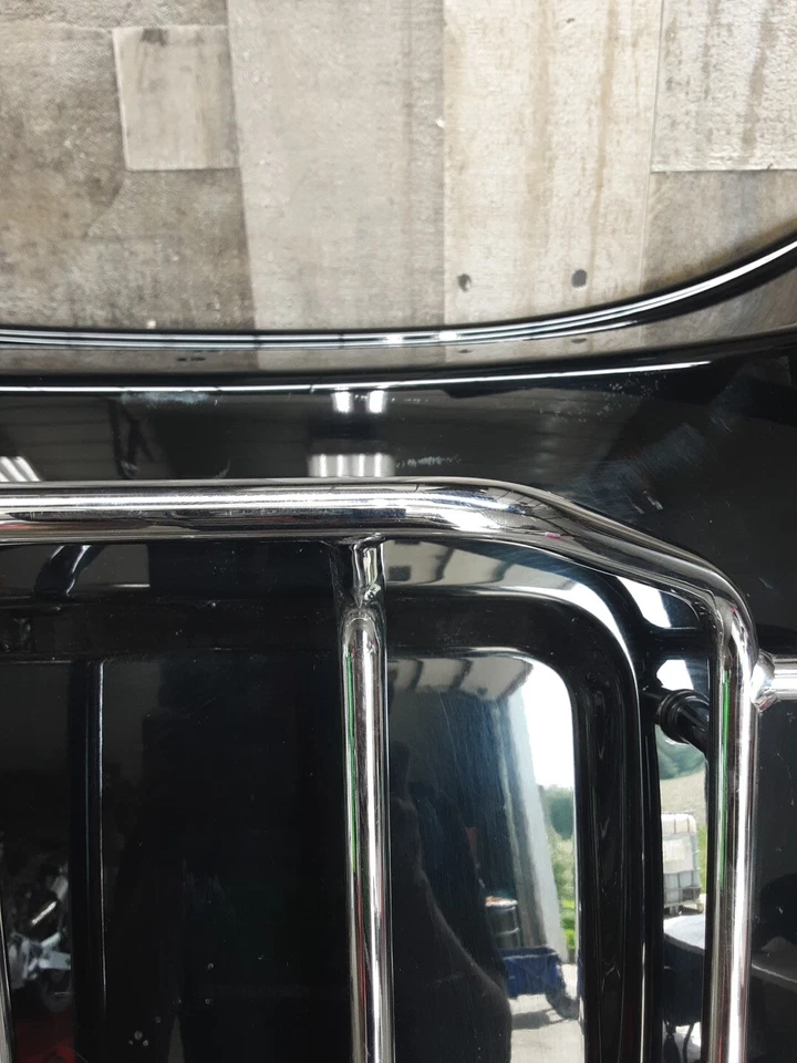 2018 18 17-24 Harley Davidson Ultra Limited FLHTK Rear Tour Pak Lid Luggage Rack - Image 4 of 4