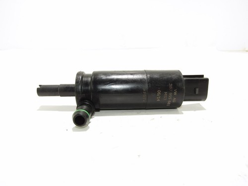 SKODA YETI 5L 2014 Wischwasserpumpe Waschwasser window cleaner motor sprayer