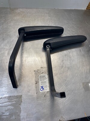 PAIR Invacare Lynx Scooter  Armrests & Frames (F6/#7)