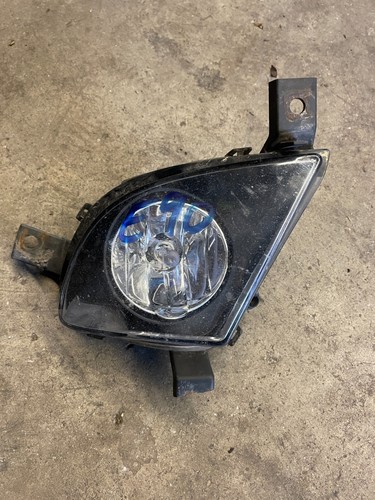 BMW 3 E90 E91 Facelift Nebelscheinwerfer Nebelleuchte Links