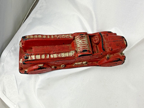1950's   Vintage  Toy  Auburn Rubber Co. Fire Department Truck