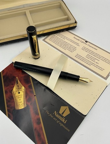 Namiki Black Herringbone Fountain Pen NOS Rare, 14kt Solid Gold F Nib,Clip,Crown