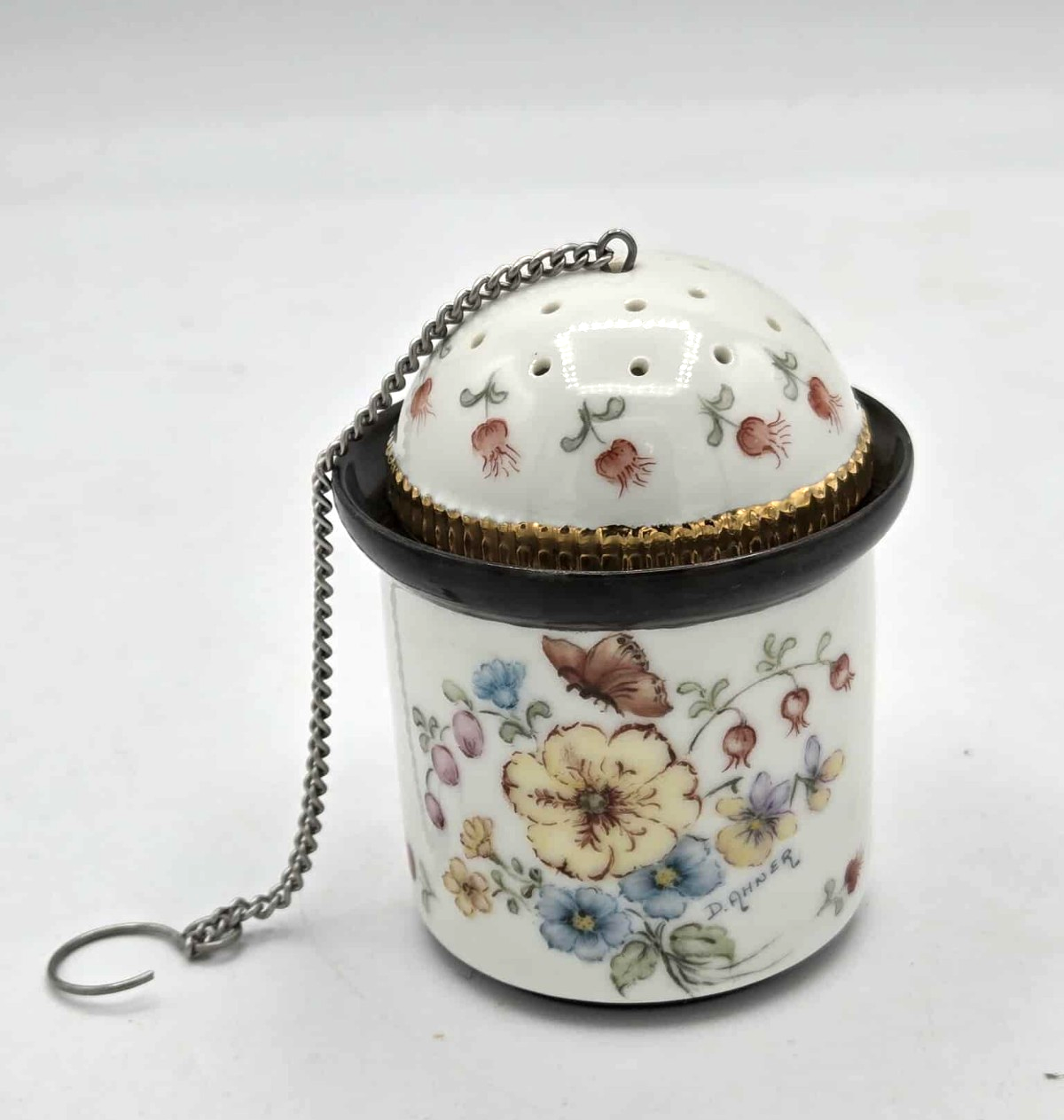 Hand Painted Porcelain Tea Infuser with Drip Bowl