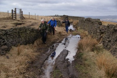 Foto A2 Ein nasser Teil des Reitweges Tunshill Der Reitweg bis Windy um 2010