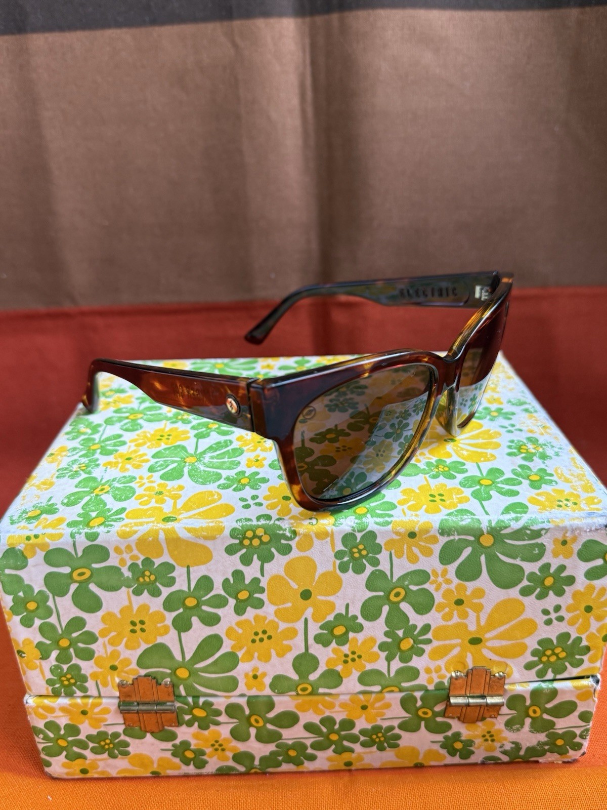 Electric Danger Cat Tortoise Shell Sunglasses , W… - image 2