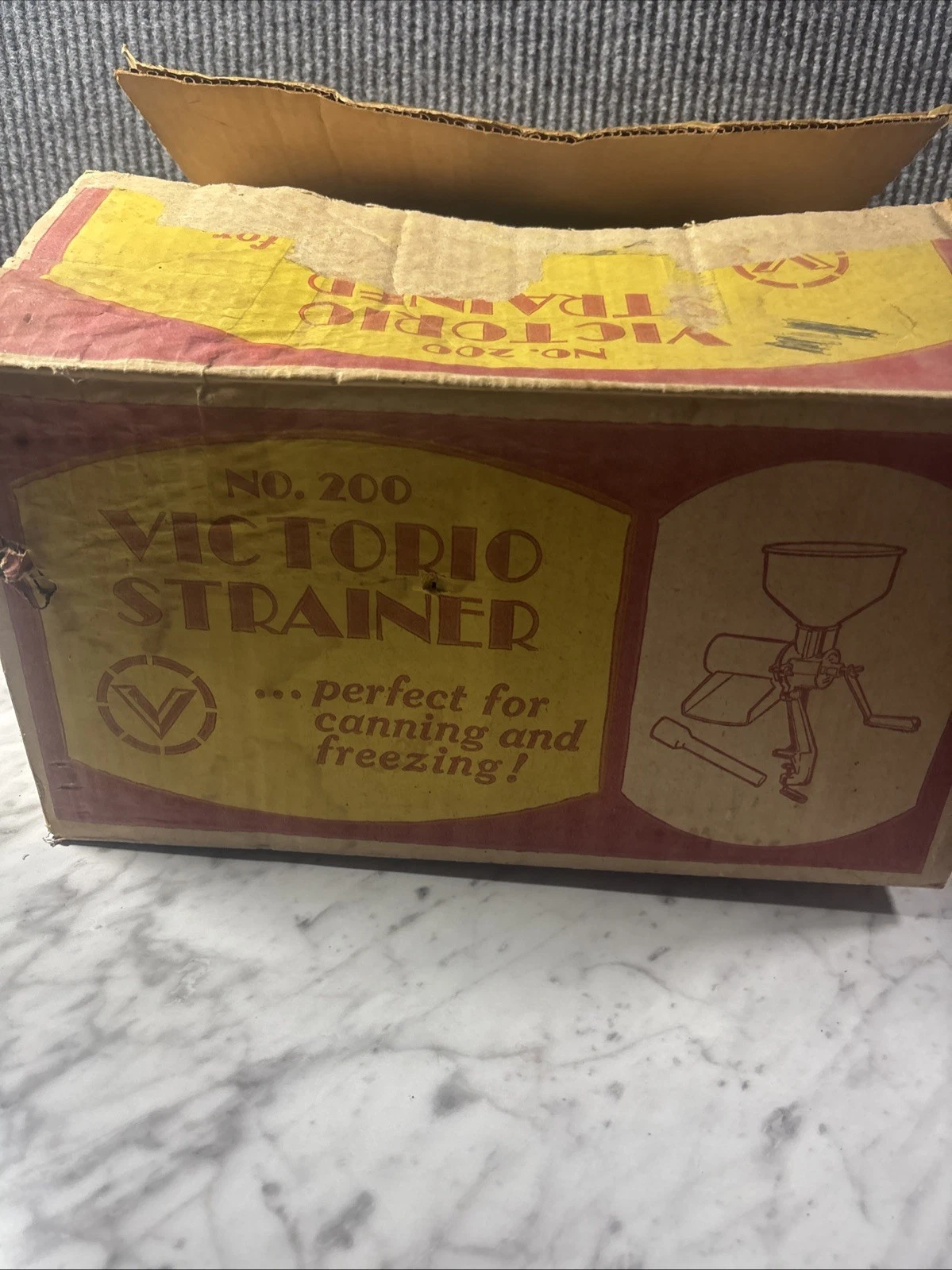 Victorio No 200 Food Strainer Tomato Sauce Juicer Puree VGC In Original Box