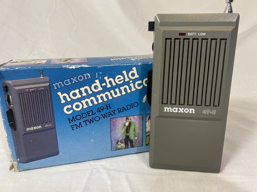 Vintage Maxon Hand Held Communicator 49-H Portable FM Two-Way Radio - Picture 5 of 7