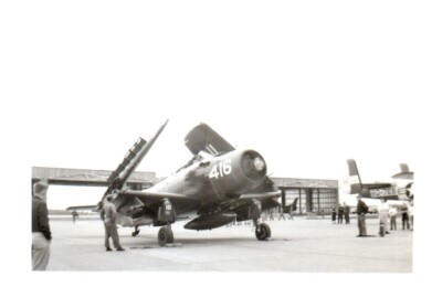 Douglas Skyraider Airplane Aircraft Vintage Photograph 5x3.5'' 416 Wings Up