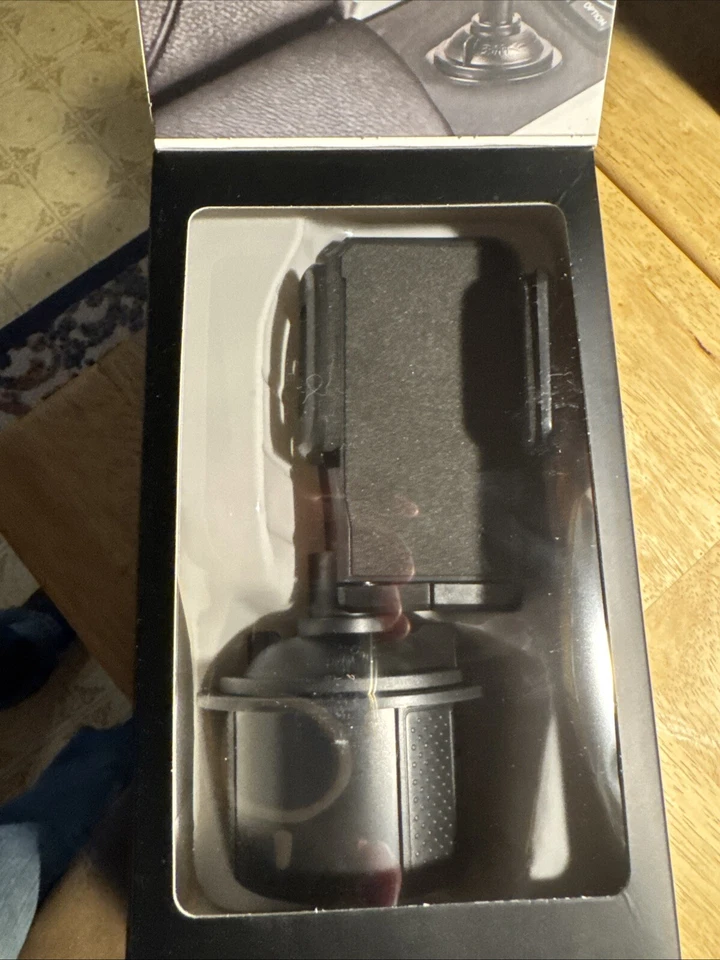 New Premier GRIPCUP Universal Car Mount Holder Flex Smartphone Cell Phone Mount - Image 2 of 2