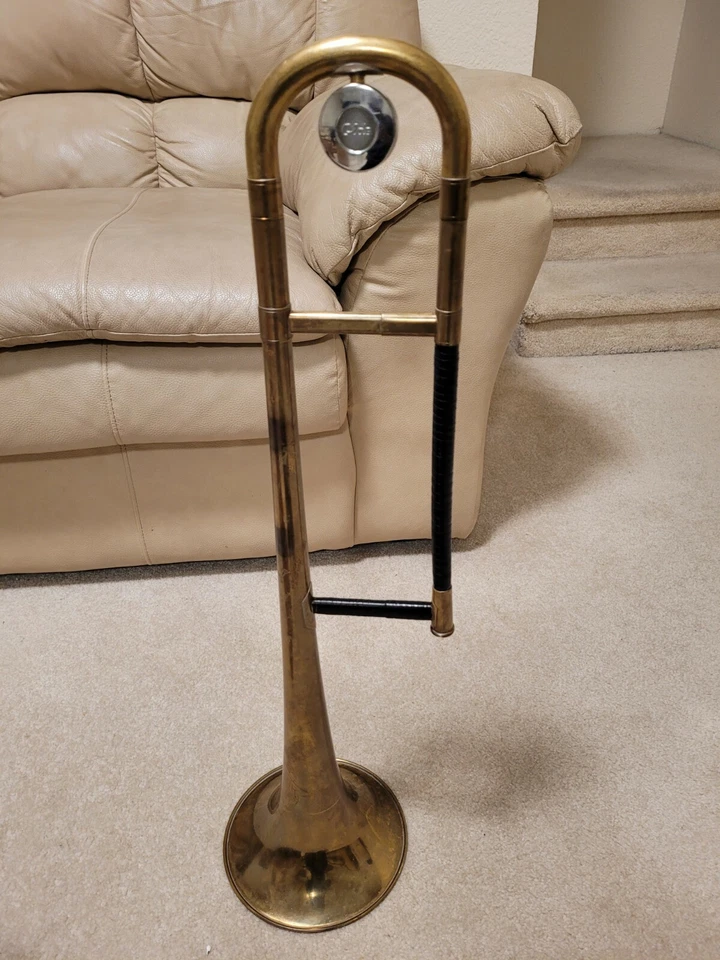 1948 F.E OLDS & SON Ambassador LOS ANGELES CALIFORNIA TROMBONE. - Image 3 of 4