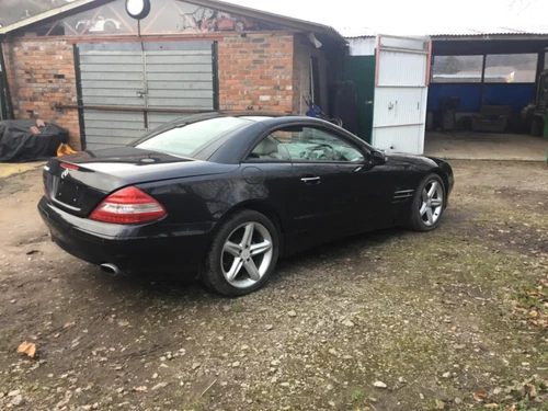 Mercedes Sl500  V8 Auto spares or repair project - Picture 1 of 8