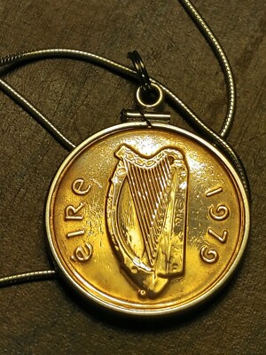 1979 IRELAND COIN KELLS PENDANT 28'' 925 STERLING SILVER CHAIN. 27mm W Gift Box