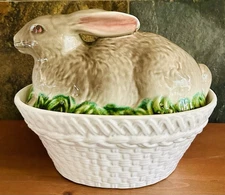Vintage Ceramic Rabbit Shaped 2-Piece Covered Dish Tureen 11" 