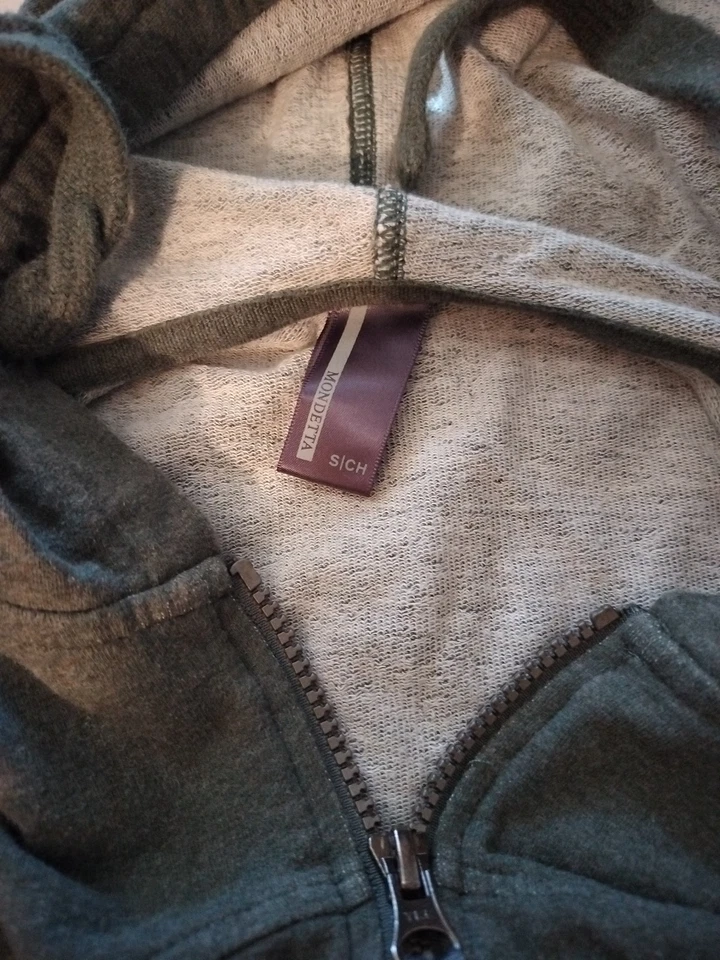 Sudadera con capucha Mondetta cremallera completa ligera verde bosque para mujer pequeña leer Foto 3 de 4