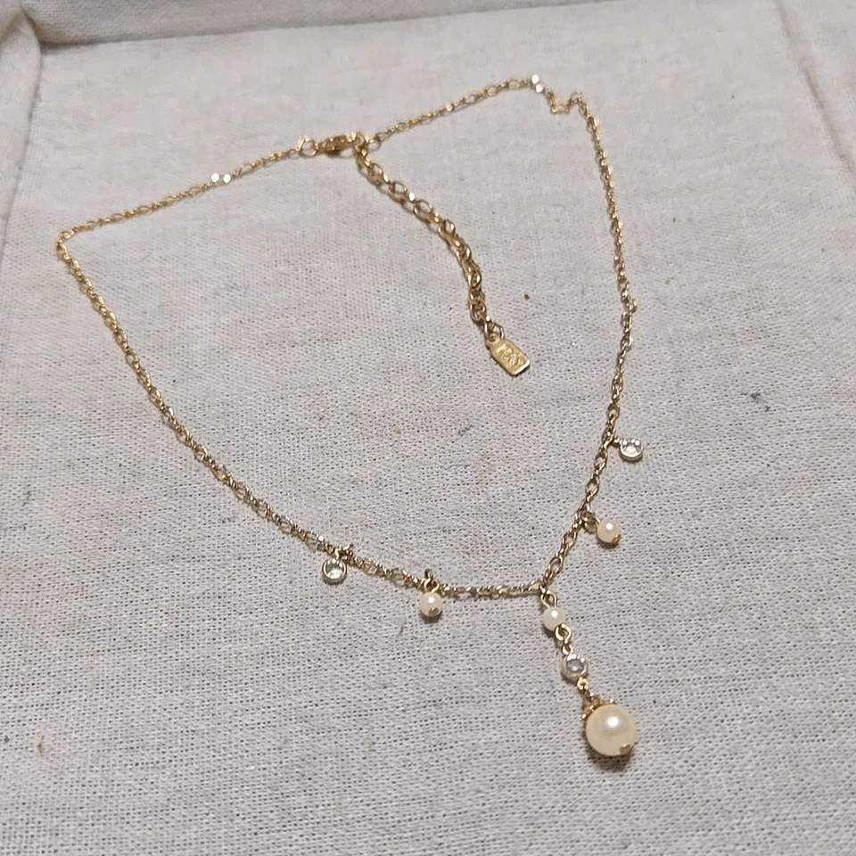 Colar Lariat Vintage Coleção 1928 Moldura de Pérola Delicada Cristal Strass - Imagem 4 de 4