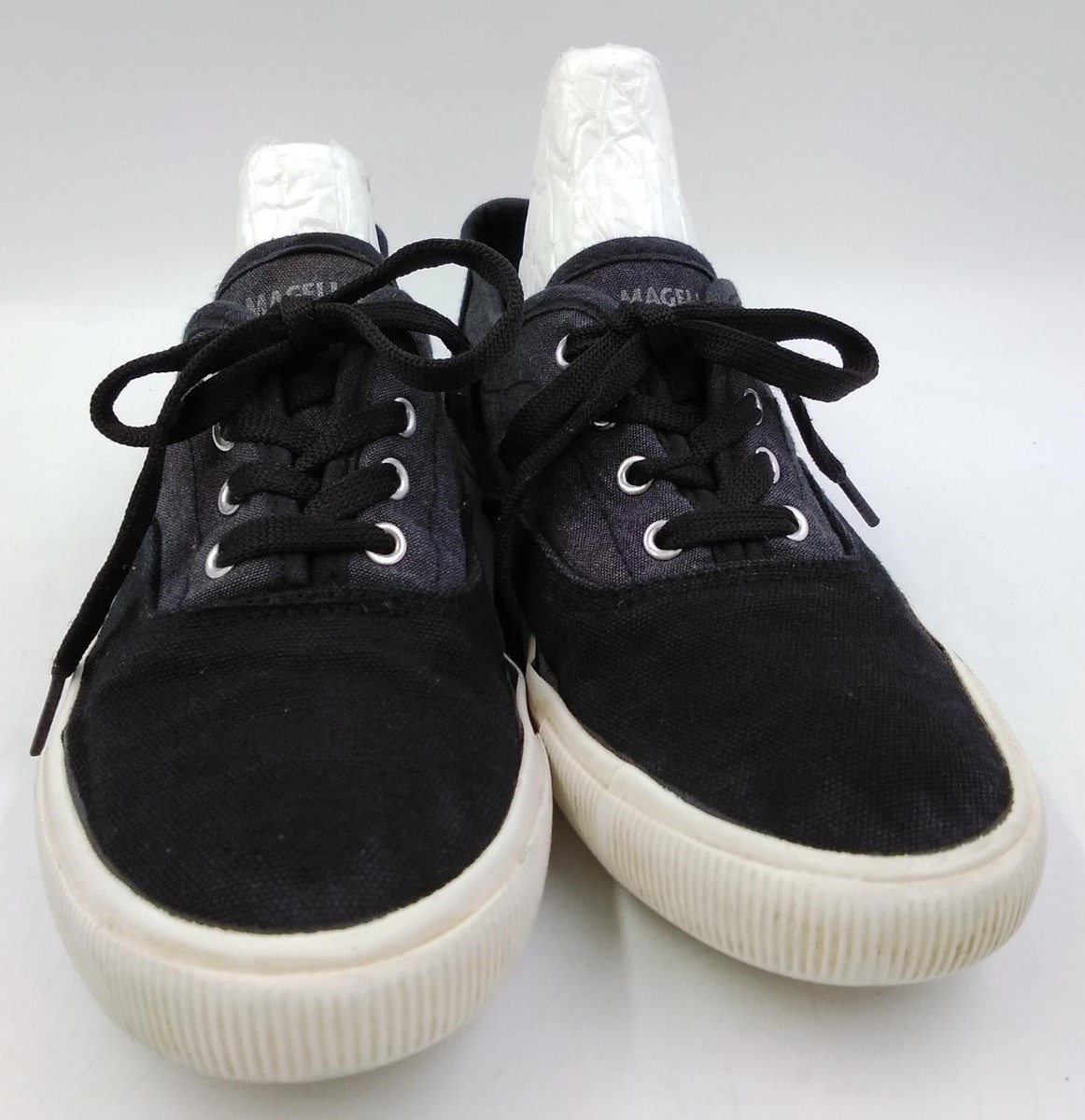 MAGELLAN OUTDOORS Boys Black Grey Sneaker Skater Shoes Size 6D