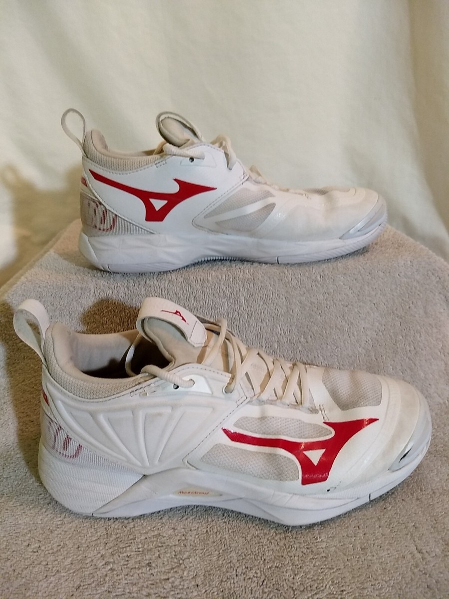 Mizuno Womens Wave Momentum White Volleyball Shoes, Size: 10 #41