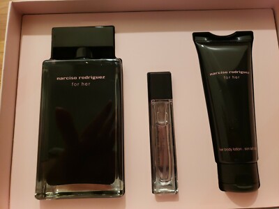 Narciso Rodriguez for Her 3pc Set  3.3oz EDT +0.33oz EDT +2.5oz Body Lotion 