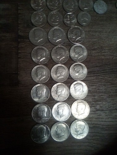 Coin Collection From Foreign Countries And American Money - Picture 17 of 18