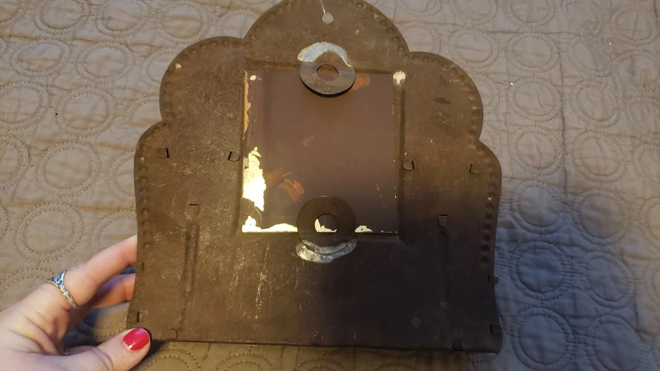 Vintage Replica  Tin Comb Box 9"×9" - Image 3 of 4