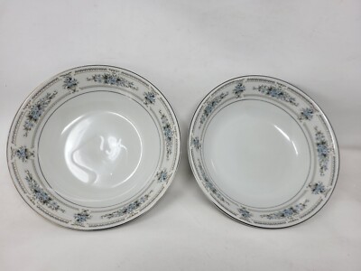 Two Elington 9 1/8'' Round Vegetable Serving Bowls