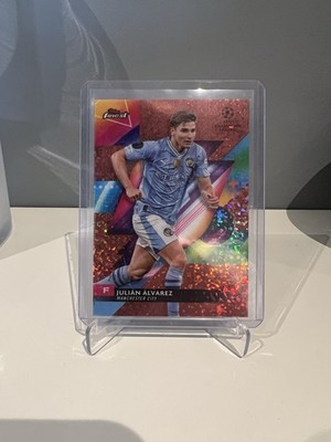 2023-24 Topps Finest - Julian Alvarez Rose Gold Speckle Refractor /50 Man City