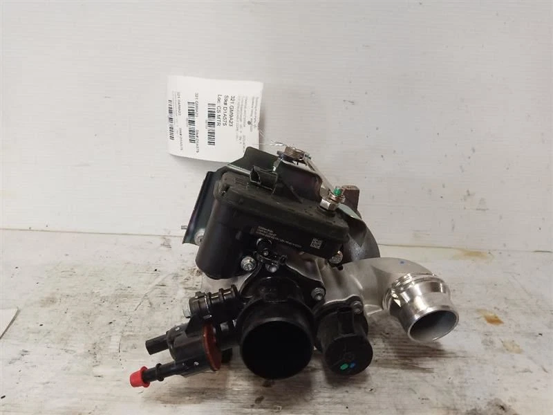Turbo desde 2023 GMC ACADIA 2.0L 9777516 Foto 3 de 4