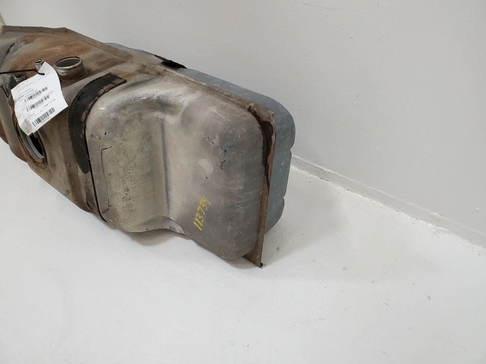 1997-2002 CHEVROLET S10 S15 SONOMA Fuel Tank Excluding Crew Cab Long Box 18 Gal - Image 4 of 4