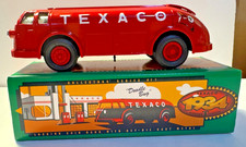 ERTL TEXACO DIE CAST BANK "DOODLE BUG" 1934 DIAMOND T TANKER MODEL B195 1994 USA
