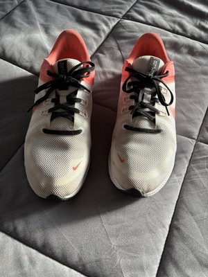 Nike Quest 4 Women s Size 9.5 White Ember