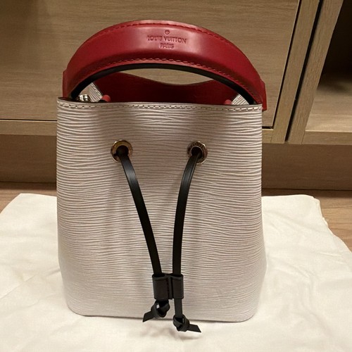 Louis Vuitton NeoNoe BB White/Red Bucket Drawstring Bag Detachable Strap Silver