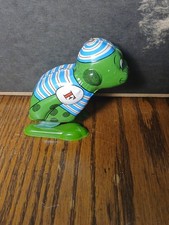 Vintage Yone Jumping Frog Tin Toy 1960's Wind-Up Clockwork w/key Made In Japan