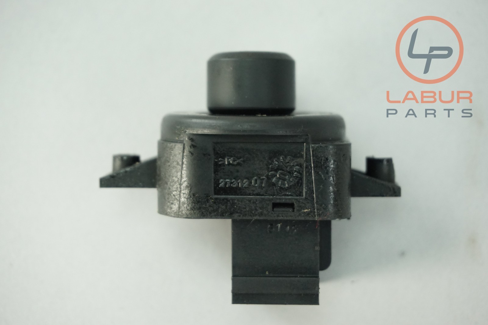 M139 03-13 Maserati Quattroporte Front Left Door Side Mirror Control Switch K190