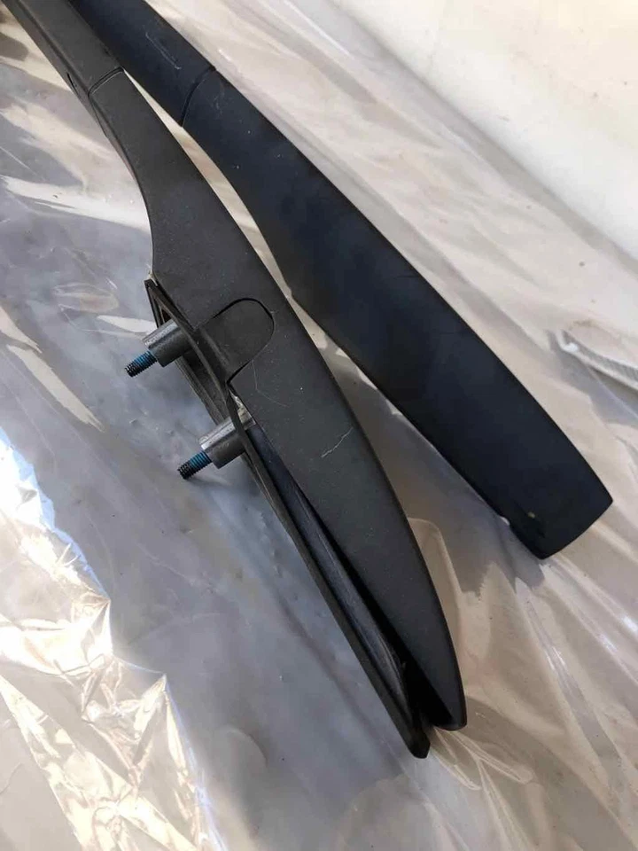 Barra portaequipajes portaequipajes BMW X5 2005 lado izquierdo del conductor y lado derecho del pasajero Foto 2 de 4