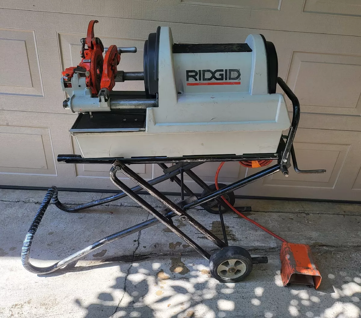 Ridgid 18221 Automatic Pipe Threader Threading Machine