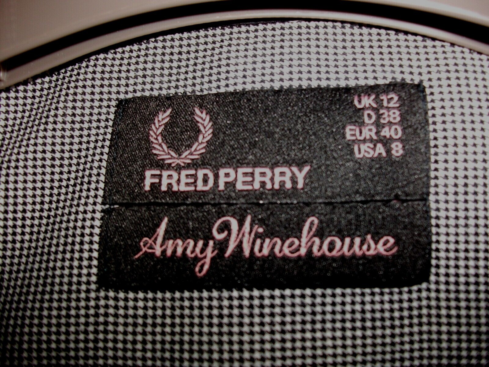 Fred Perry Amy Winehouse Black & White Ditsy Houndstooth Check Shirt - Size 12 image 4