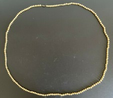 Collana di perle scaramazze finte