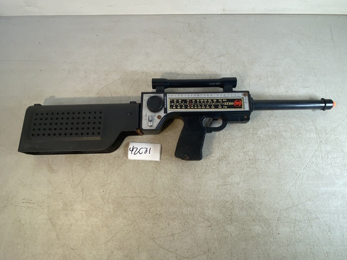 Vintage 1964 Mattel Agent Zero M Transistor Radio Spy Rifle Toy