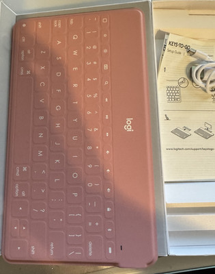 Logitech Keys-to-Go Super-Slim and Super-Light Bluetooth Keyboard - Pink (IL/...