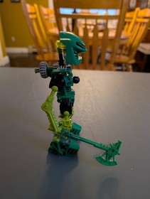 LEGO BIONICLE Toa Lewa 8535 - Complete Set - Includes Instructions -No Container