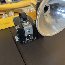 Kodak Brownie Hawkeye With Flash Handle And Bulbs