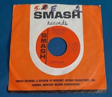 Roger Miller 45 King Of The Road / Atta Boy Girl Smash S-1965 ex