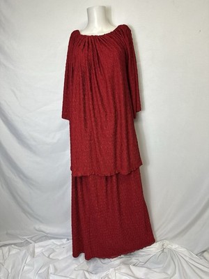 UNBRANDED STUNNING RED CRINKLE SKIRT SUIT LARGE/XL No Tags