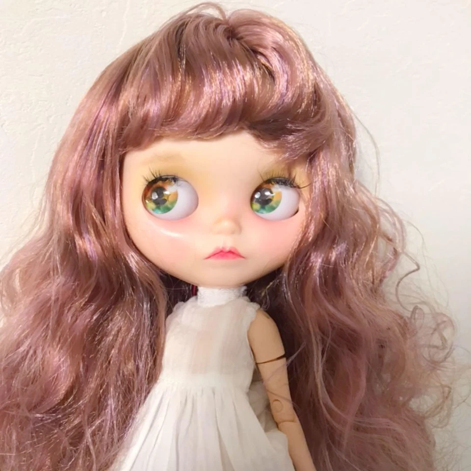 Bambola ghiacciata personalizzata C - eleganti capelli ricci beige e viola - ... - Immagine 3 di 4