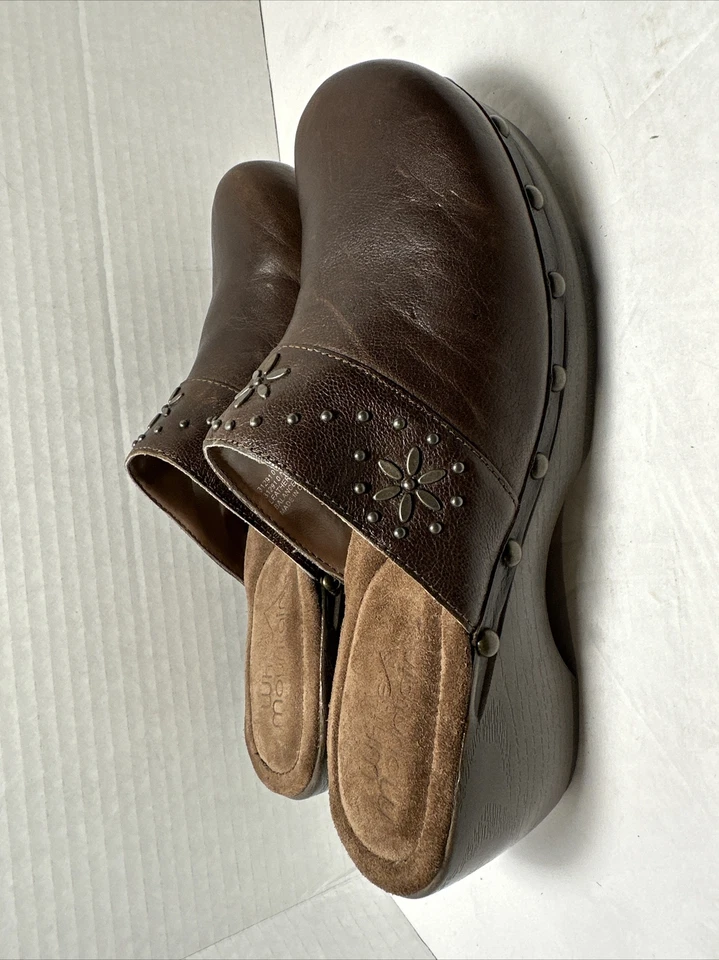 Белые горные туфли женские 8 М сабо коричневые кожаные без шнуровки с закрытым носком VGC BMW-6 - Изображение 3 из 4