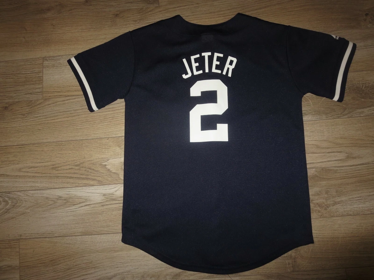 Derek Jeter #2 New York Yankees Majestic MLB Jersey Youth Medium M 10-12  child