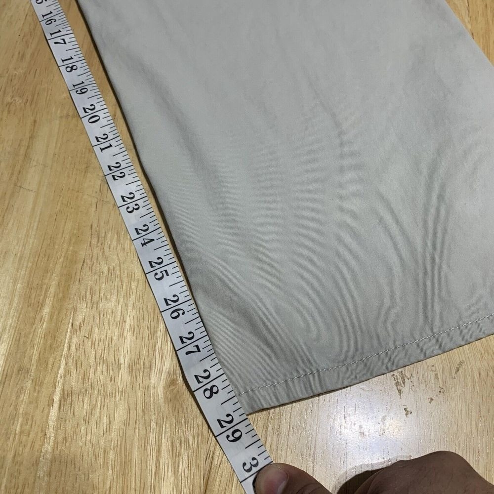 Tommy Hilfiger Men's Relaxed Fit 40X30 Tan Chino Pants A-70 thumbnail 6