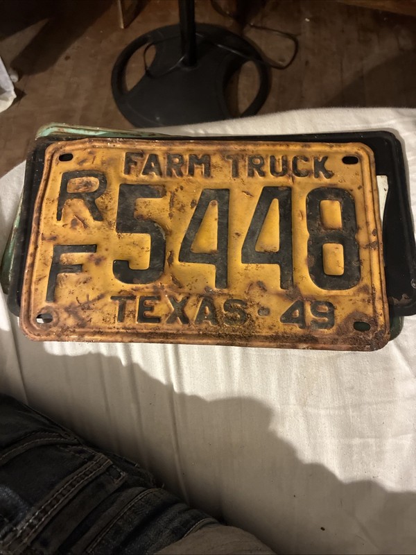 1949 Texas Farm Truck License Plate RF5448